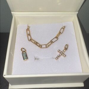 Link Bracelet and Pendant Collection
